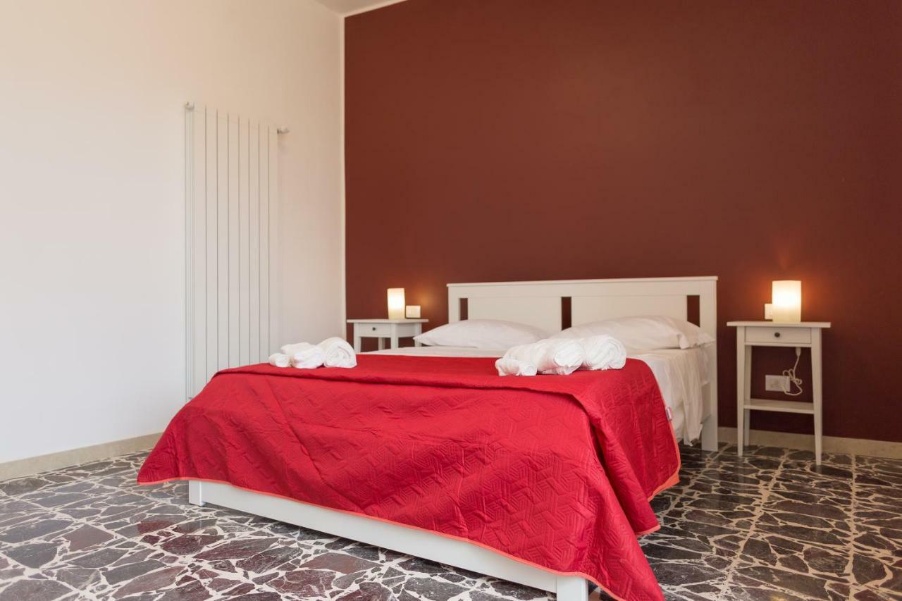 Al Corso Apartments Noto Luaran gambar