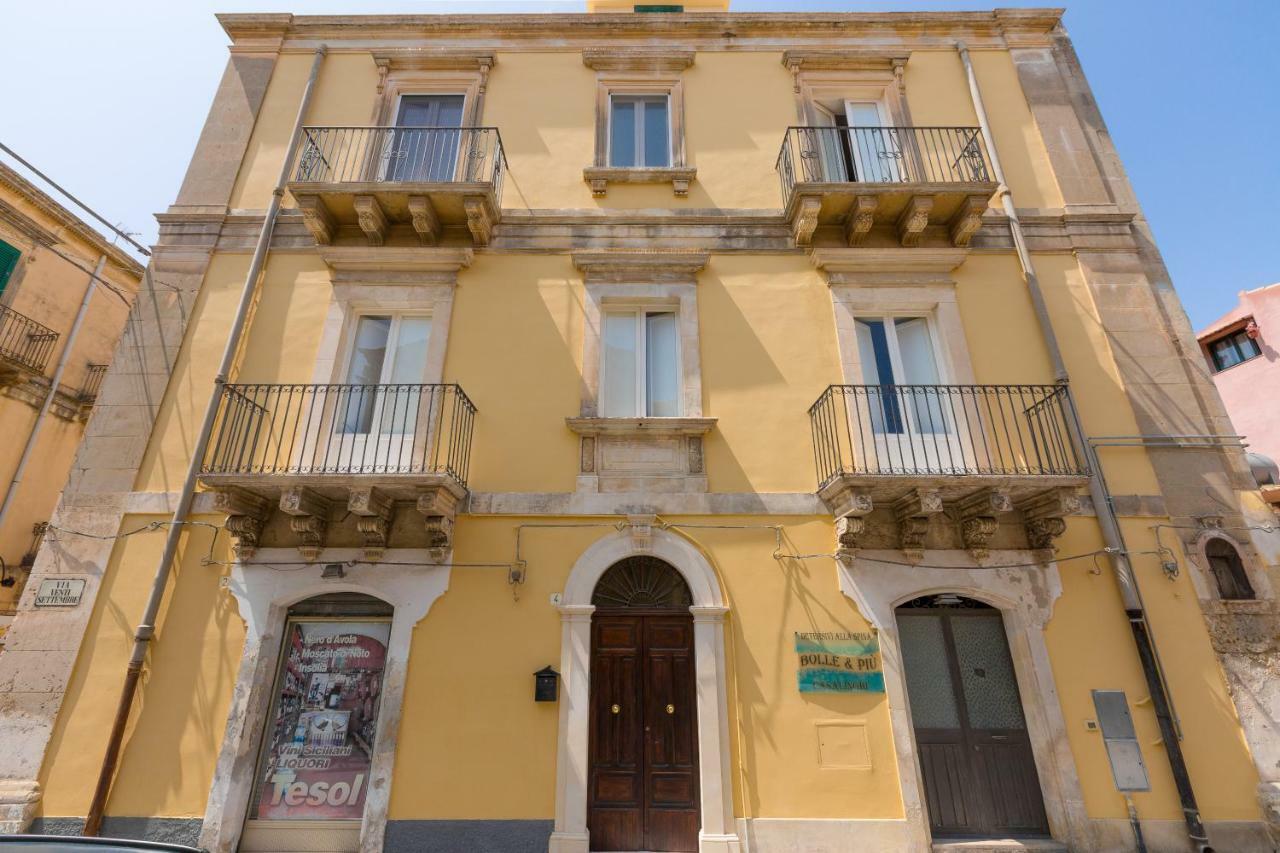 Al Corso Apartments Noto Luaran gambar